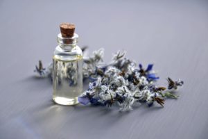 Anwendung: Klassische Aromaöl-Massage